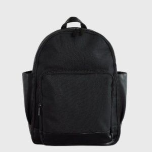 NWT Béis 'The Backpack' in Black